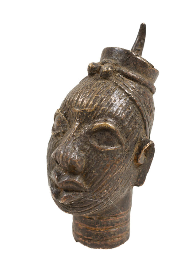 Head of a Queen - Bronze - In the style of Edo / IFE - Benin