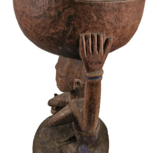 Bowl carier Figure - Wood - Yoruba - Nigeria