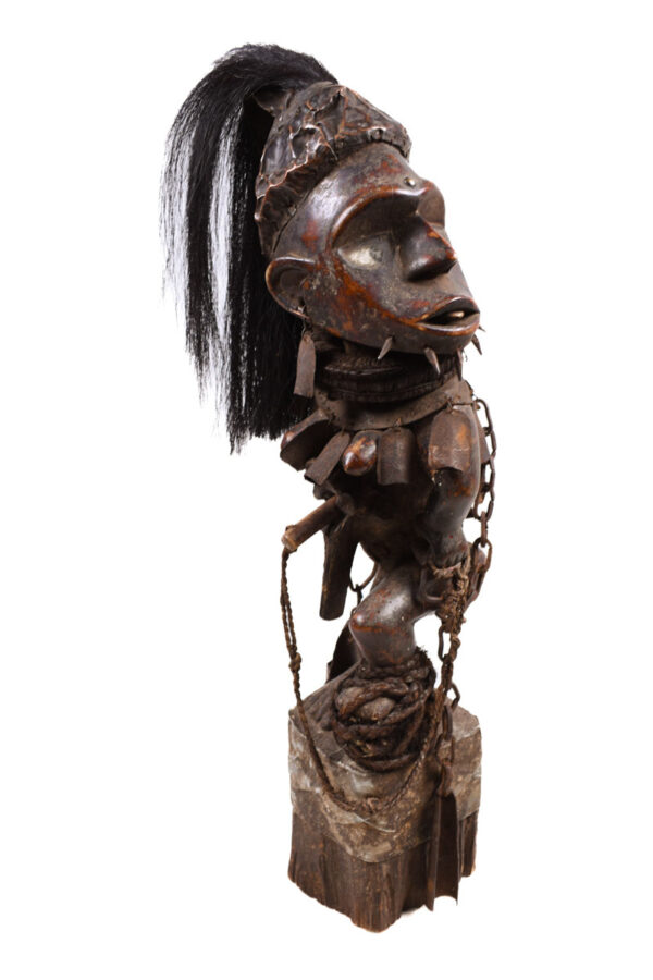 Figure - Wood, nails - Nkisi - Yombe - Congo